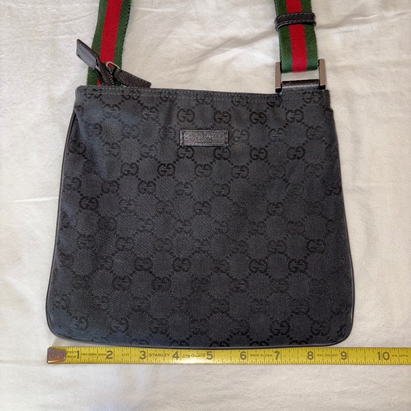 Gucci Pre-owned Gg Shelly Line Cross Body Shoulder Bag In Black, Red, Green - Picture 2 of 16